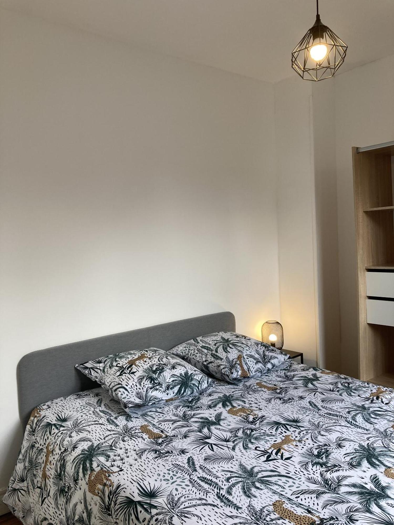 Location Appartement Des Pyrenees Borderes-sur-l'Echez 객실 사진