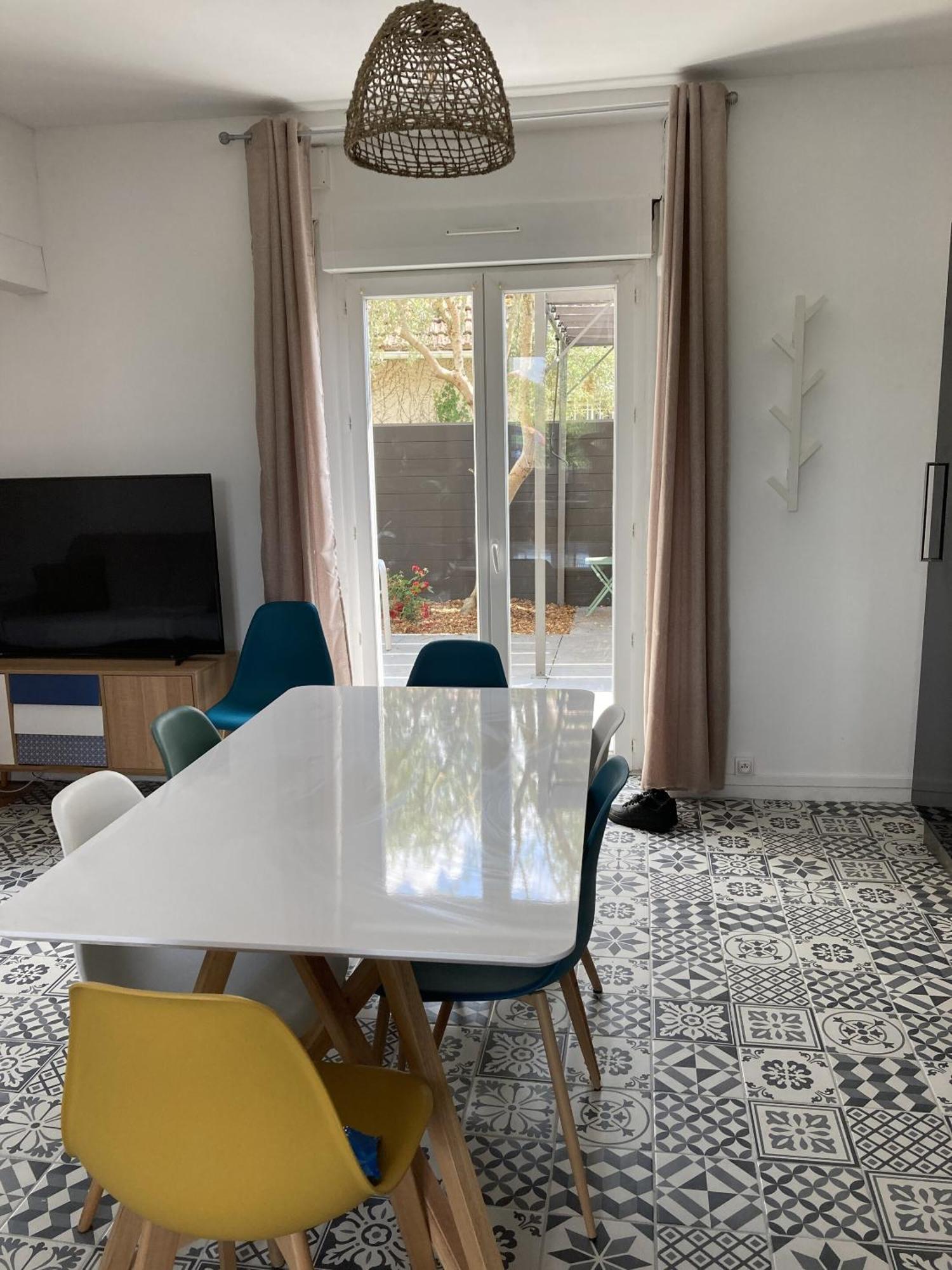 Location Appartement Des Pyrenees Borderes-sur-l'Echez 객실 사진